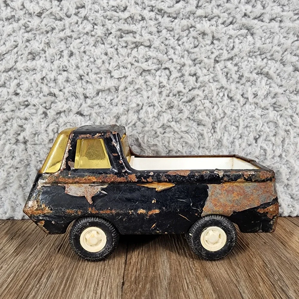 Vintage Tonka Black Pressed Steel Pickup Truck White Bed Yellow Window USA 4.25